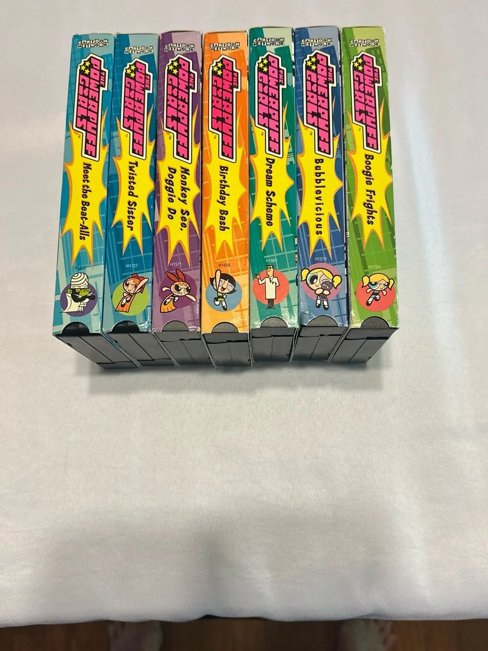 Vintage Cartoon Network Powerpuff Girls VHS movies 7 of them! Like new